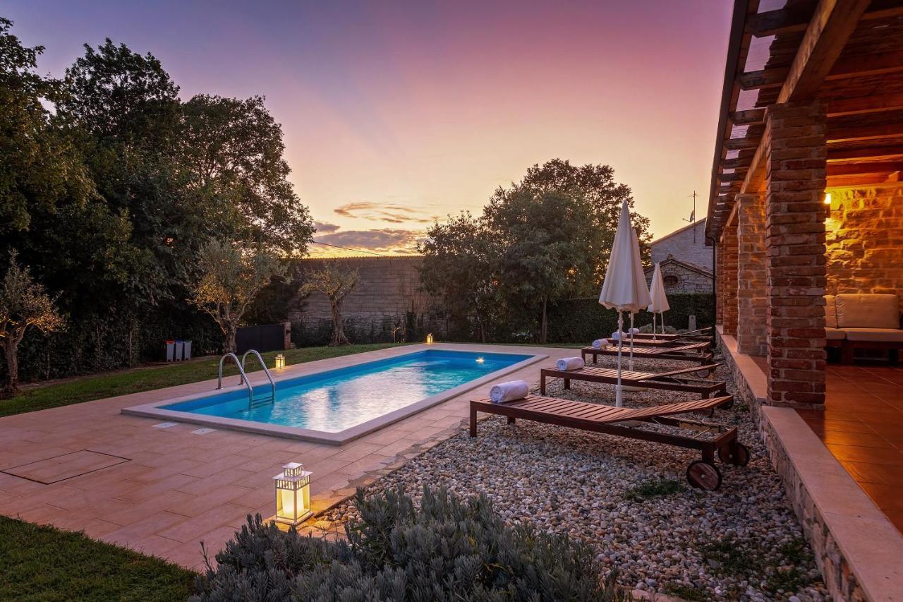 Grebac Villa Kaštelir Buitenkant foto