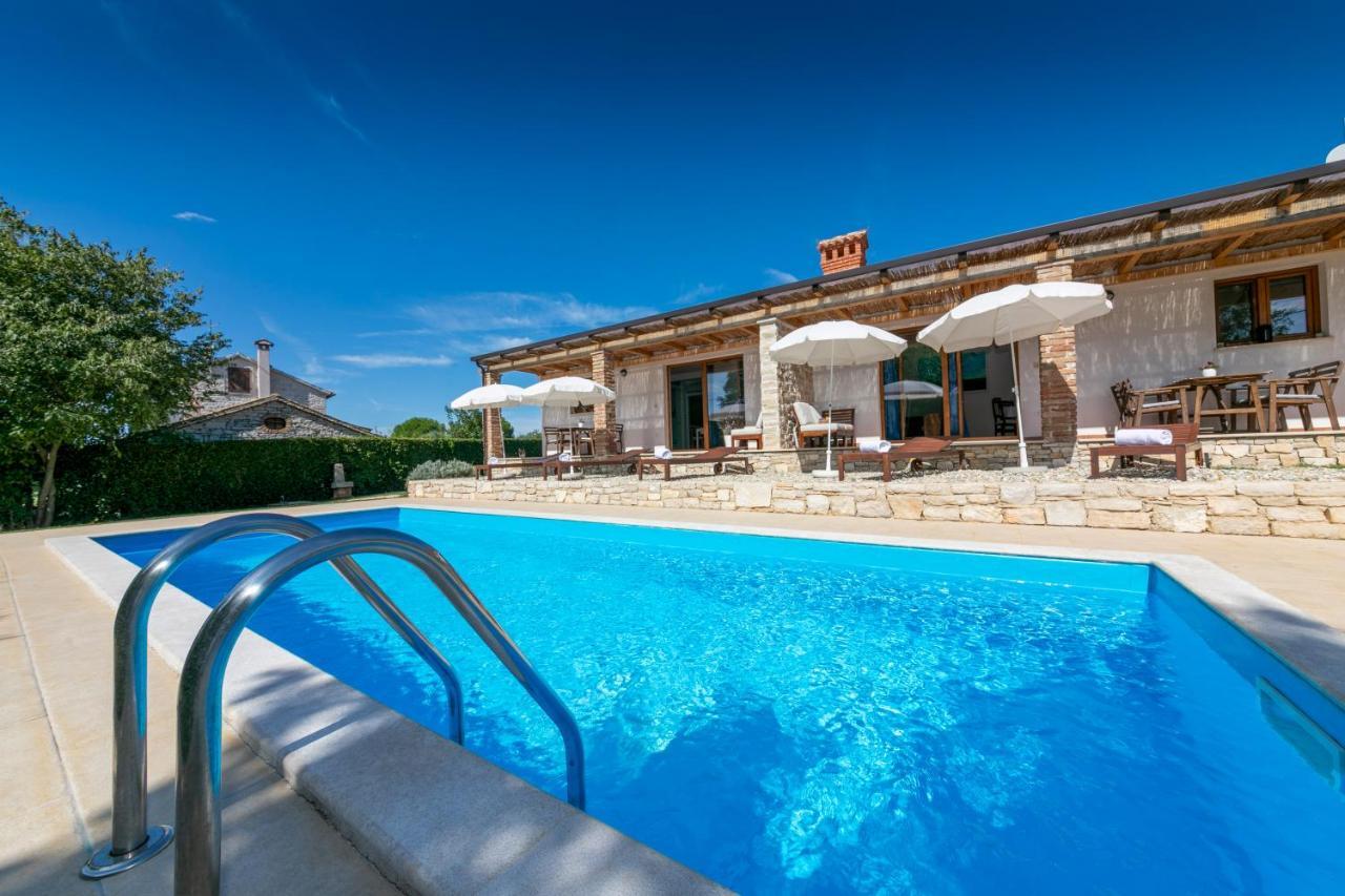 Grebac Villa Kaštelir Buitenkant foto